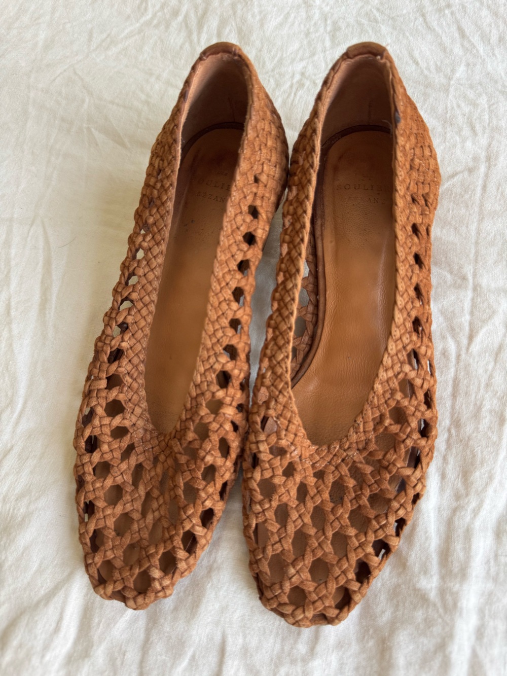 Sézane Low Court Woven Suede Heels 38